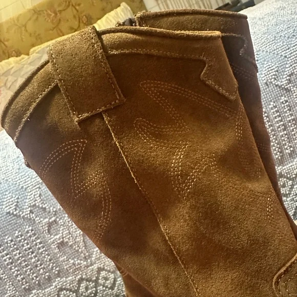 VINCE CAMUTO Brown Suede Women's Boots Sz 8 39 - Picture 3 of 8